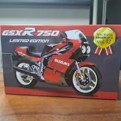 送料込み 【レア品・純正】 GSX-R750 GR71 Book3種 - メルカリ