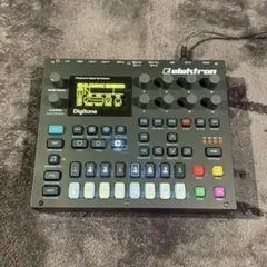 Elektron Syntakt 12トラック ドラムマシン - メルカリ