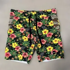 Hurley ハーレー 花柄 ショートパンツ Lサイズのサムネイル