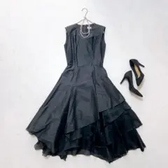 希少✨️FOXEY BOUTIQUE シルク アシンメトリー ドレス ワンピ 38のサムネイル