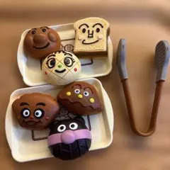 アンパンマン　ジャムおじさんのやきたてパン工場