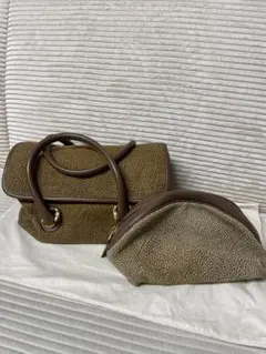 ♡ ボルボネーゼ　ハンドバッグとポーチセット