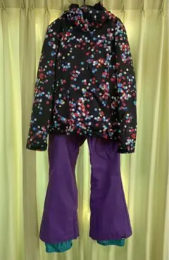 【美品】ROXY スノボウェア　上下セットＬ