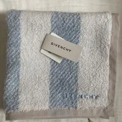 【新品】GIVENCHYジバンシー　ハンカチ