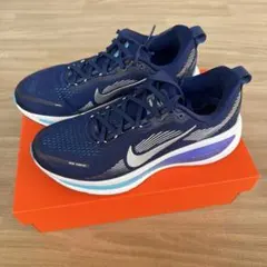 【最新モデル】NIKE ズーム ボメロ 18 ネイビー 27cm 箱付き