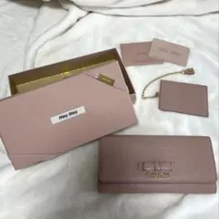 レア美品✨️ミュウミュウ◇パスケース付きフラップ長財布 マルチ
