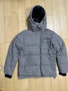 フード付きストライプダウンジャケット