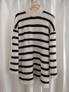 H&M ストライプハイネックニット