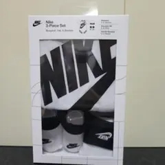 NIKE 新生児 3点セット ボディスーツ・帽子・ブーツ