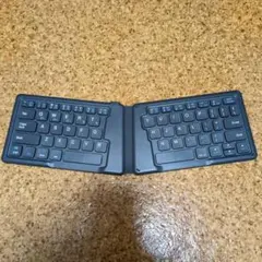 折りたたみ式 Bluetooth キーボードのサムネイル