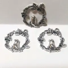 Item thumbnail for item b0979aa7-7630-4db0-a117-d3dd10312720