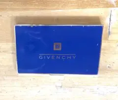 GIVENCHY ハードケース名刺入れ