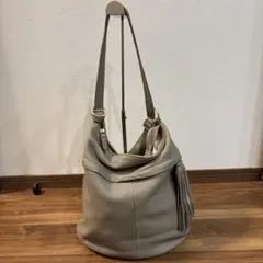 ear イアパピヨネ レザー 本革製 2way ショルダーバッグ リュック