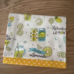 4854【2点100円、3点200円引き】レモン柄移動ポケット