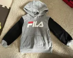 FILA 裏起毛フード付きパーカー