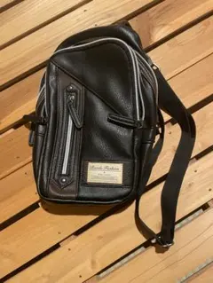 RONDE ショルダーバッグ ボディバッグ メンズ