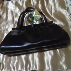 黒の合成皮革ハンドバッグ フォーマール用