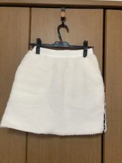 リバーシブルDELSOLデルソル白ボア冬用スカートM