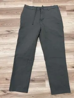 UNIQLO スマートアンクルパンツ Mサイズ オリーブ