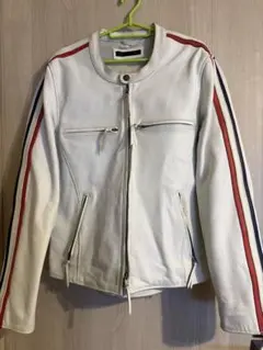 Item thumbnail for item ceffcc3f-ae3e-401a-a511-cc4d0c2a184f