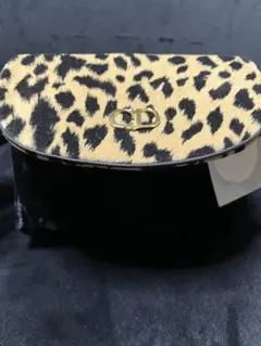 CD ヒョウ柄ポーチ 内蔵ミラー付き