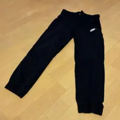NIKE スタンダードフィット　パンツのサムネイル