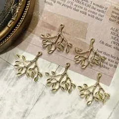 Item thumbnail for item 12cfd74b-1db1-4e83-a08b-077d0df4788f