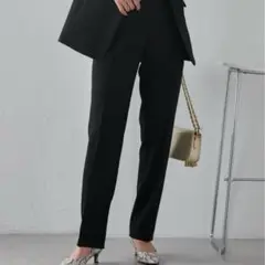 ハイウエストスリムストレートスラックス