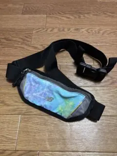 【値下げ中】New Balance タイダイ ウエストポーチ