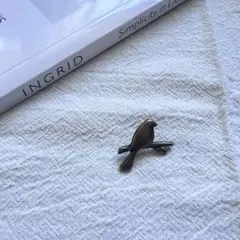 작은 새 핀 브로치 핀 배지 골동품 골드 브로치 북유럽 코토리