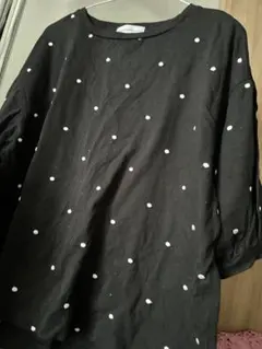 2/9削除　セール　半袖　カットソー　Tシャツ　水玉