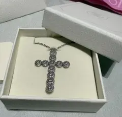 Swarovski クロス型 ネックレス