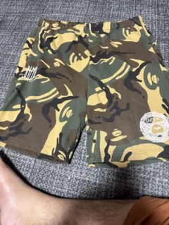 A BATHING APE カモ柄 ショートパンツ - メルカリ