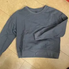 UNIQLO グレー クルーネック トレーナー