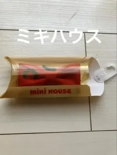 ミキハウス　蝶ネクタイ　赤　入学式　卒業式　入園式　結婚式　フォーマル　刺繍