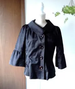 黒 テーラードジャケット