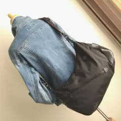 Item thumbnail for item cee6182b-08c3-42a0-bdfd-9dbe8d09d40a