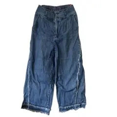 Item thumbnail for item b62dcce6-0be4-4723-a11b-875acdca59b7