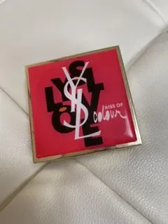 ysl クッションファンデーション
