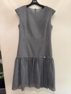 【Rene】新品タグ付定価57200円リネンライクウォッシャブルワンピース 38 Rene】新品タグ付定価57200円リネンライクウォッシャブルワンピース 38
