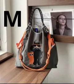 猫　ネコ　トートバッグ　エコバッグ　刺繍バッグ　ストラップ付き　Mサイズ　グレー