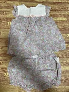 【最終値下げ】BeBe 花柄セットアップ F70-90