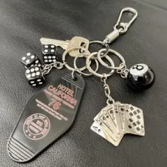 ストリート カラビナ　キーホルダー　アメカジ　じゃらじゃら　ヴィンテージ　鍵　黒