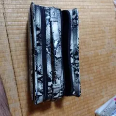 ヘビ柄ショルダーバッグ