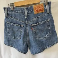 リーバイス ハイウエストマム デニムショートパンツ 26