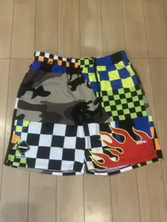 ソフ　Bristol マルチカラーパターン　ファイヤー ショートパンツL