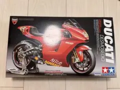 ドゥカティ　デスモセディチGP 1/12 2006 Rd:6 ドゥカティ デスモセディチGP 1/12 2006 Rd:6 - メルカリ