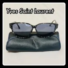 Yves Saint Laurent サングラス　ブラック✖️ ゴールド