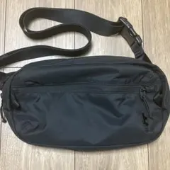tomtoc Aviator-T33 ボディバッグ 3.5L ブラック