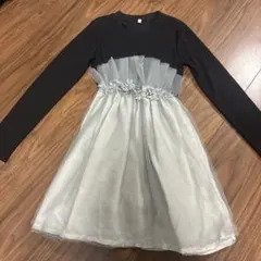 値下げしました☺️フォーマルワンピース 黒とシルバー 140㎝